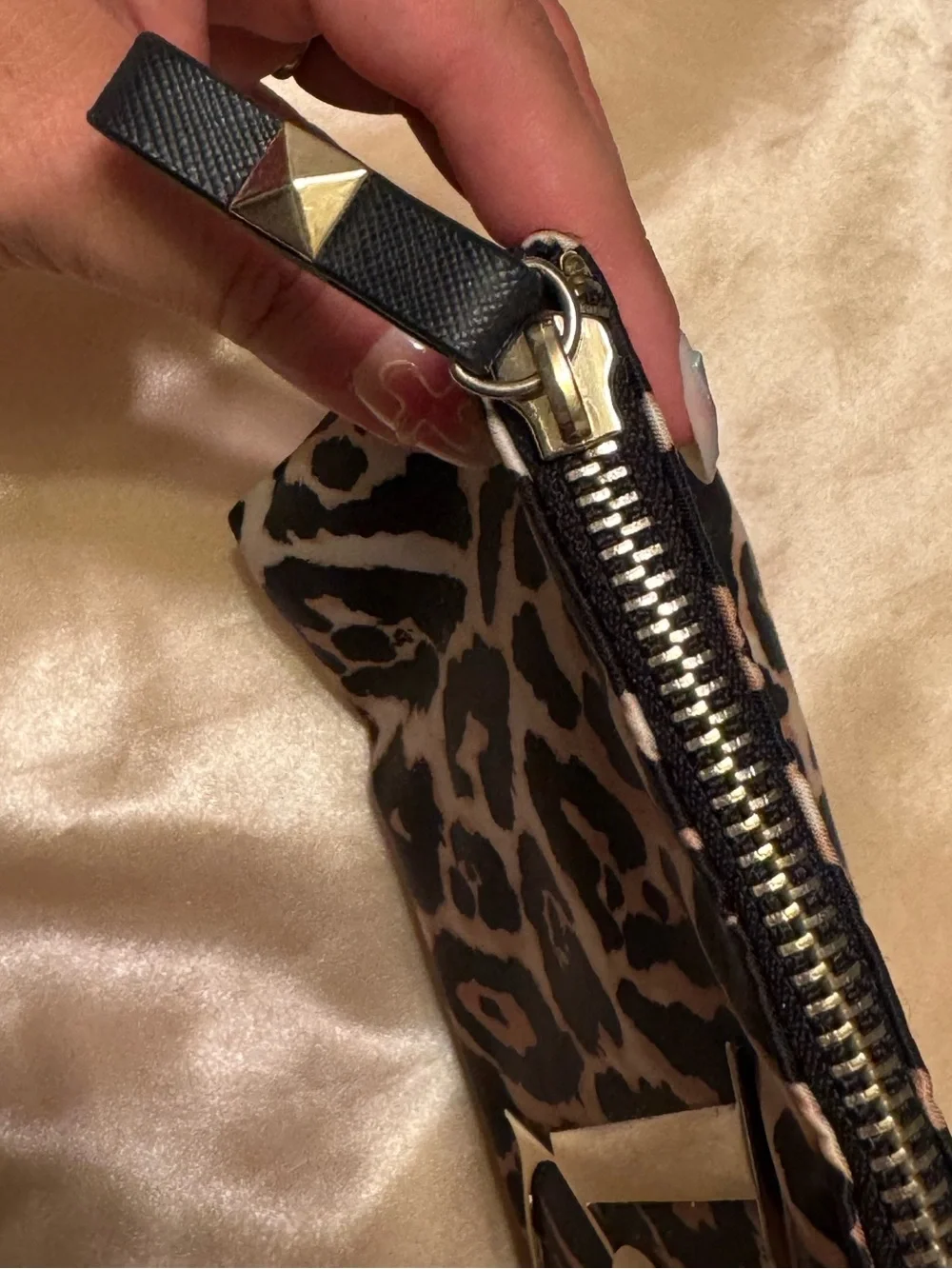 Victoria’s Secret Vintage Y2K Leopard Print Cosmetic Make Up Bag